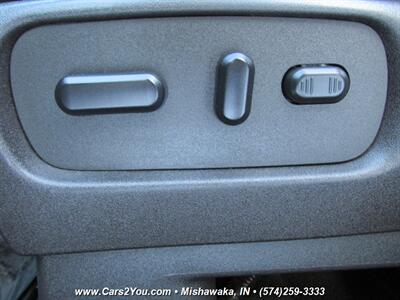 2014 Ford Explorer XLT 4x4   - Photo 12 - Mishawaka, IN 46545