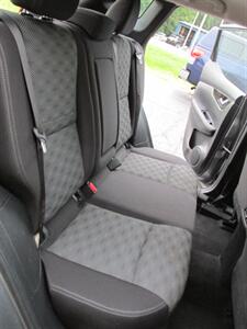 2017 Nissan Rogue Sport SV 4x4 - Photo 17 - Mishawaka, IN 46545