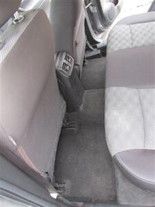 2017 Nissan Rogue Sport SV 4x4 - Photo 15 - Mishawaka, IN 46545
