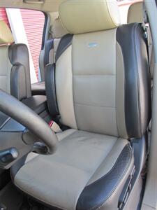 2015 Nissan Armada Platinum Reserve 4x4   - Photo 12 - Mishawaka, IN 46545