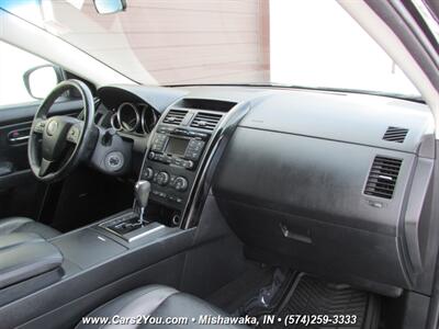 2012 Mazda CX-9 Touring 4x4   - Photo 19 - Mishawaka, IN 46545