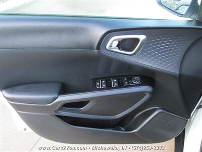 2021 Kia Soul S   - Photo 7 - Mishawaka, IN 46545