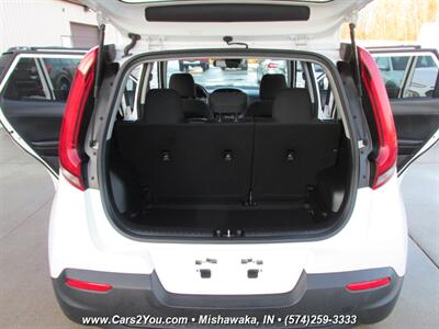 2021 Kia Soul S   - Photo 13 - Mishawaka, IN 46545
