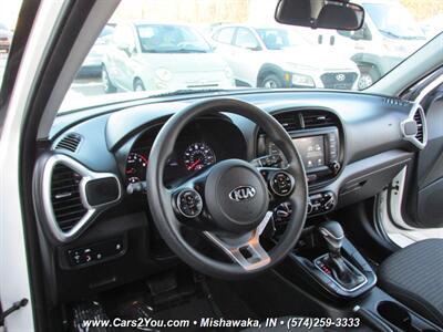 2021 Kia Soul S   - Photo 8 - Mishawaka, IN 46545