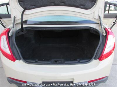 2014 Lincoln MKS AWD   - Photo 14 - Mishawaka, IN 46545