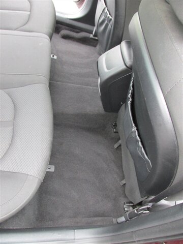 2017 Kia Optima LX - Photo 17 - Mishawaka, IN 46545