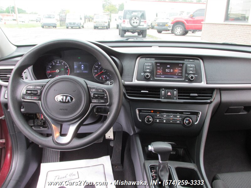 2017 Kia Optima LX - Photo 20 - Mishawaka, IN 46545