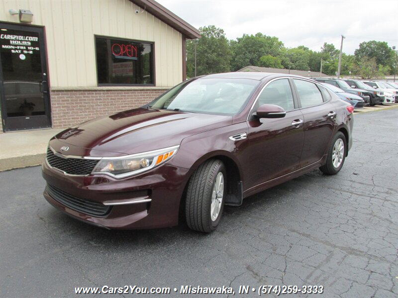 2017 Kia Optima LX - Photo 3 - Mishawaka, IN 46545