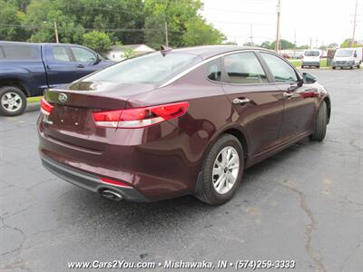 2017 Kia Optima LX - Photo 7 - Mishawaka, IN 46545