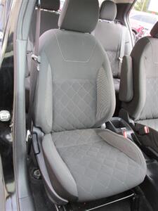 2020 Nissan Kicks S   - Photo 16 - Mishawaka, IN 46545