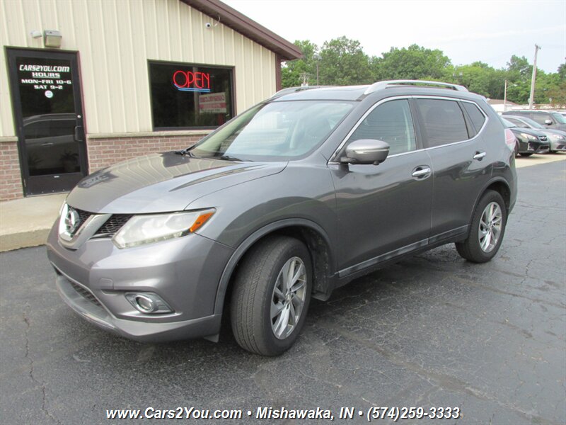 2015 Nissan Rogue SL 4x4 - Photo 3 - Mishawaka, IN 46545