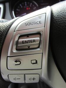 2015 Nissan Rogue SL 4x4 - Photo 25 - Mishawaka, IN 46545