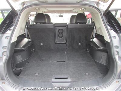 2015 Nissan Rogue SL 4x4 - Photo 17 - Mishawaka, IN 46545