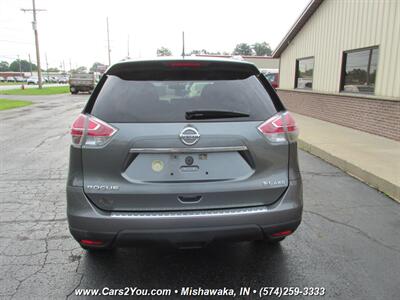 2015 Nissan Rogue SL 4x4 - Photo 5 - Mishawaka, IN 46545