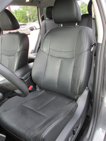 2015 Nissan Rogue SL 4x4 - Photo 13 - Mishawaka, IN 46545