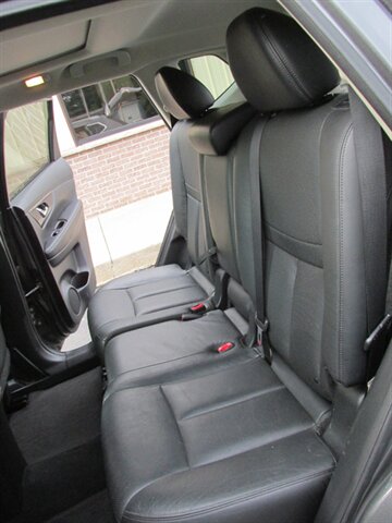 2015 Nissan Rogue SL 4x4 - Photo 15 - Mishawaka, IN 46545