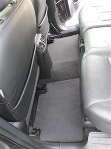 2015 Nissan Rogue SL 4x4 - Photo 16 - Mishawaka, IN 46545