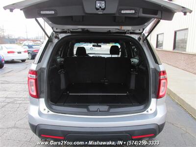 2015 Ford Explorer 4x4   - Photo 13 - Mishawaka, IN 46545