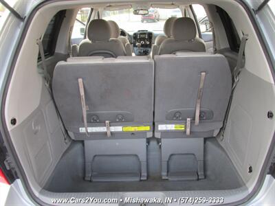 2014 Kia Sedona LX - Photo 14 - Mishawaka, IN 46545