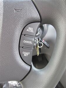 2014 Kia Sedona LX - Photo 23 - Mishawaka, IN 46545