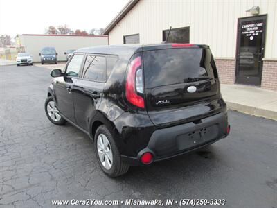 2016 Kia Soul - Photo 4 - Mishawaka, IN 46545