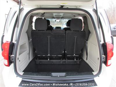 2011 Dodge Grand Caravan CREW   - Photo 13 - Mishawaka, IN 46545