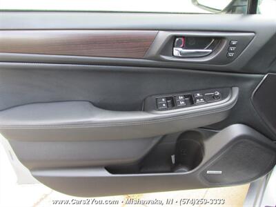 2017 Subaru Legacy 2.5i Limited AWD   - Photo 9 - Mishawaka, IN 46545