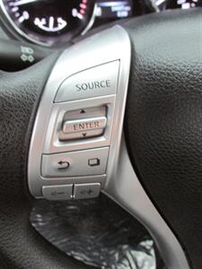 2016 Nissan Rogue 4x4 - Photo 12 - Mishawaka, IN 46545
