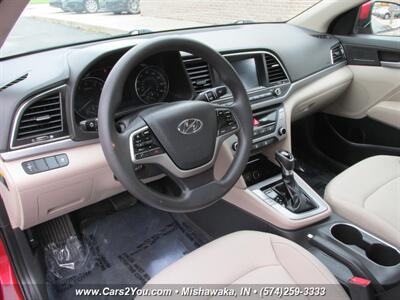 2017 Hyundai ELANTRA SE   - Photo 8 - Mishawaka, IN 46545