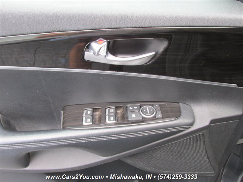 2020 Kia Sorento LX V6 AWD - Photo 8 - Mishawaka, IN 46545