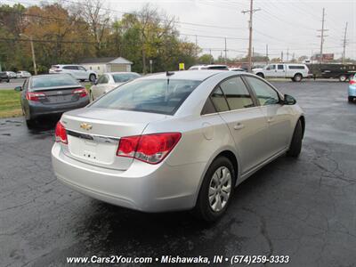 2012 Chevrolet Cruze LS - Photo 6 - Mishawaka, IN 46545