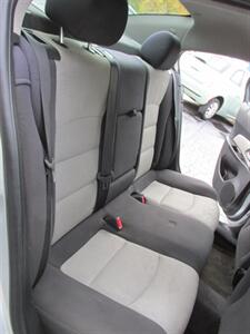 2012 Chevrolet Cruze LS - Photo 14 - Mishawaka, IN 46545