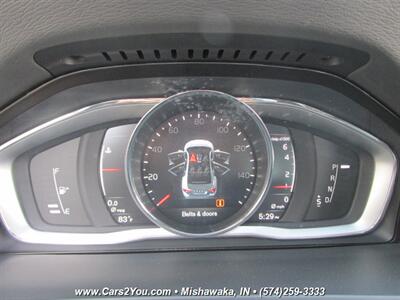 2017 Volvo S60 T5 Inscription   - Photo 38 - Mishawaka, IN 46545