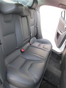 2017 Volvo S60 T5 Inscription   - Photo 22 - Mishawaka, IN 46545