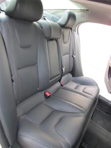 2017 Volvo S60 T5 Inscription   - Photo 23 - Mishawaka, IN 46545