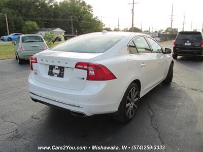 2017 Volvo S60 T5 Inscription   - Photo 11 - Mishawaka, IN 46545