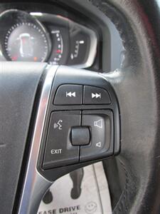 2017 Volvo S60 T5 Inscription   - Photo 37 - Mishawaka, IN 46545