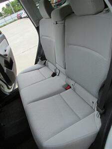 2015 Subaru Forester 2.5i Premium AWD   - Photo 13 - Mishawaka, IN 46545