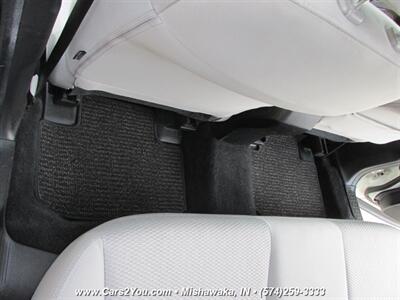 2015 Subaru Forester 2.5i Premium AWD   - Photo 14 - Mishawaka, IN 46545