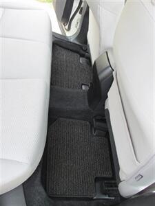 2015 Subaru Forester 2.5i Premium AWD   - Photo 18 - Mishawaka, IN 46545