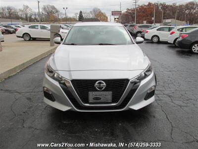 2019 Nissan Altima 2.5 S - Photo 2 - Mishawaka, IN 46545