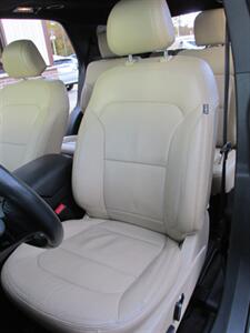 2017 Ford Explorer XLT   - Photo 15 - Mishawaka, IN 46545