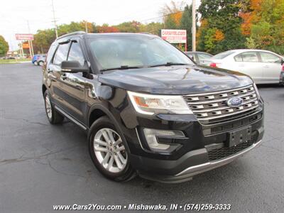2017 Ford Explorer XLT   - Photo 2 - Mishawaka, IN 46545