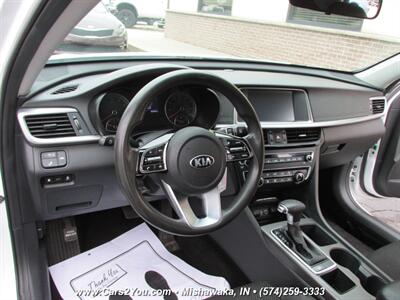 2019 Kia Optima LX - Photo 9 - Mishawaka, IN 46545