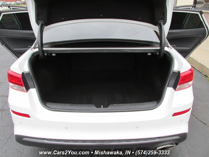 2019 Kia Optima LX - Photo 13 - Mishawaka, IN 46545