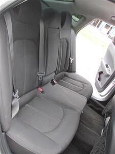 2019 Kia Optima LX - Photo 15 - Mishawaka, IN 46545