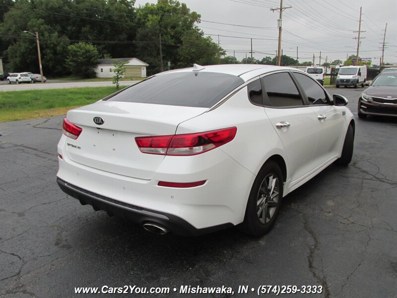 2019 Kia Optima LX - Photo 7 - Mishawaka, IN 46545