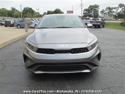 2023 Kia Forte LXS   - Photo 2 - Mishawaka, IN 46545