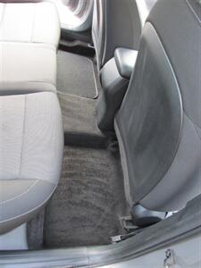 2023 Kia Forte LXS   - Photo 16 - Mishawaka, IN 46545