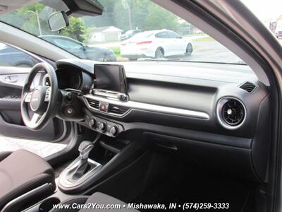 2023 Kia Forte LXS   - Photo 18 - Mishawaka, IN 46545